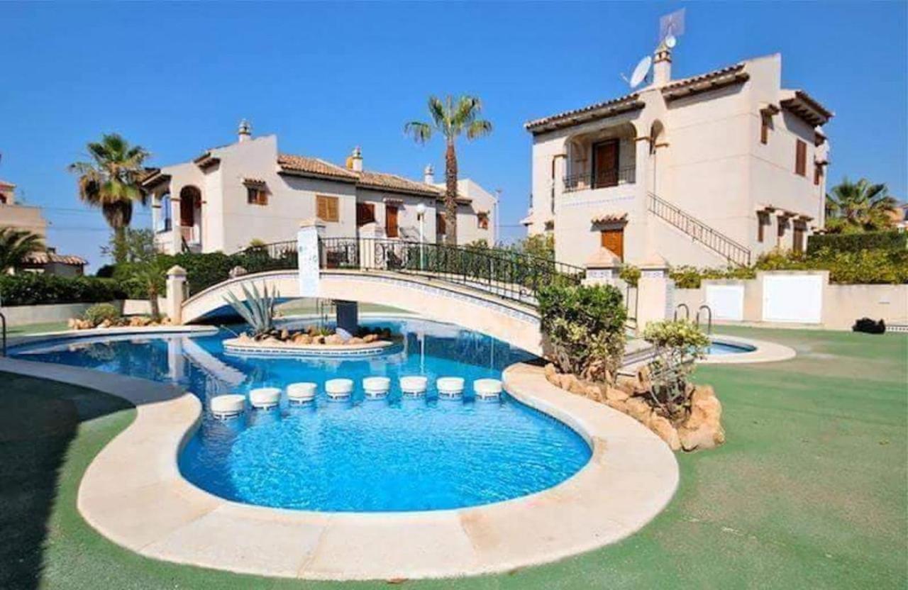 Cozy house near La Mata beach Torrevieja Exteriér fotografie
